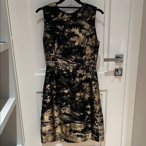Oscar De La Renta Black and Gold Dress